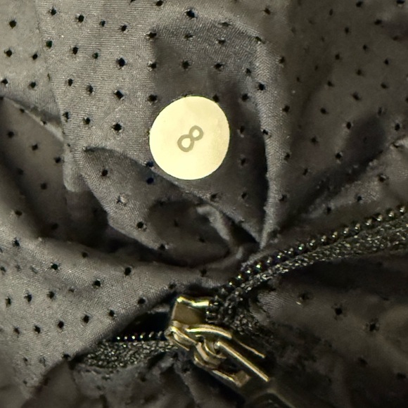 Lululemon Run‎ Take Flight Zip Up Black Jacket Rare size 8 - Picture 7 of 7